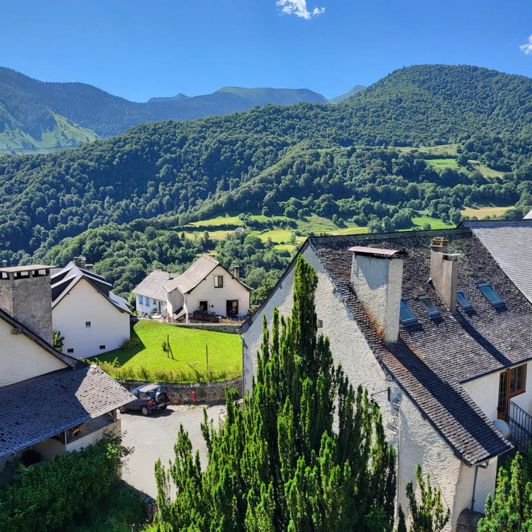 Image No.18-5 Bed House for sale