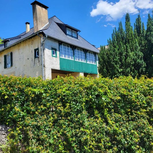 Image No.6-5 Bed House for sale