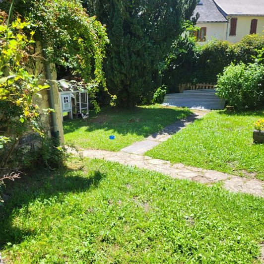 Image No.7-5 Bed House for sale