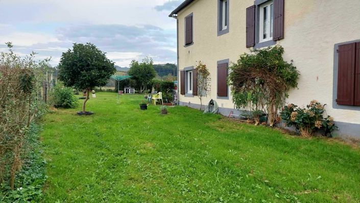 Image No.2-5 Bed House for sale