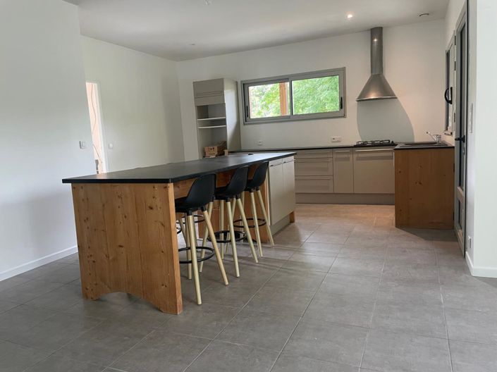 Image No.2-3 Bed House for sale