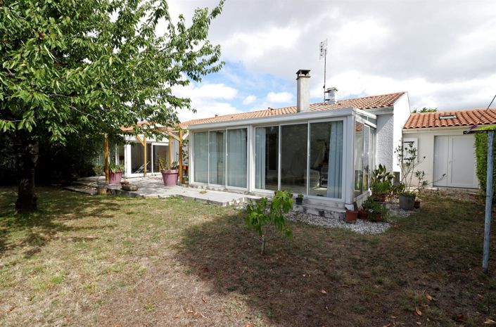 Image No.1-3 Bed House for sale