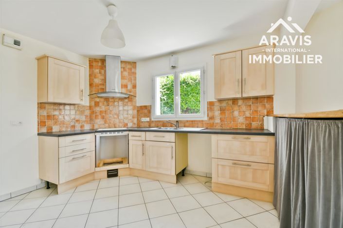 Image No.4-4 Bed House for sale