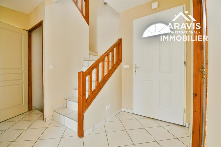 Image No.8-4 Bed House for sale