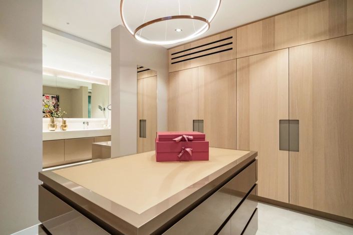 Image No.13-7 Bed House for sale