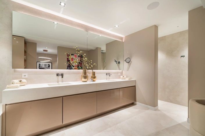 Image No.15-7 Bed House for sale