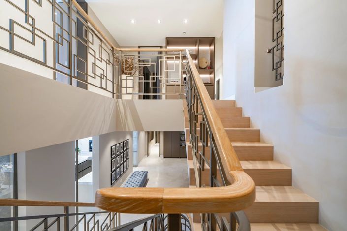 Image No.18-7 Bed House for sale