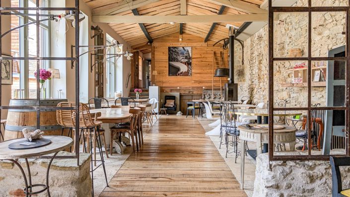 Image No.2-10 Bed House for sale