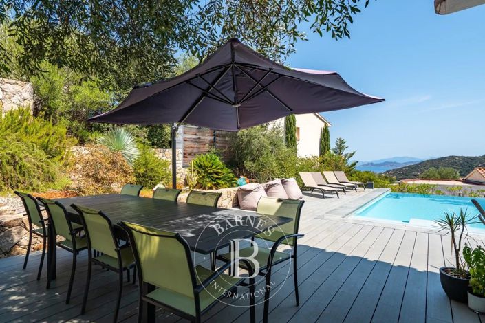 Image No.18-4 Bed House for sale