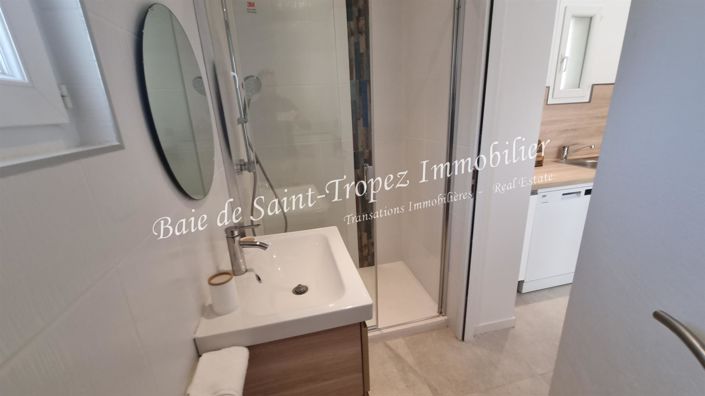 Image No.6-2 Bed House for sale