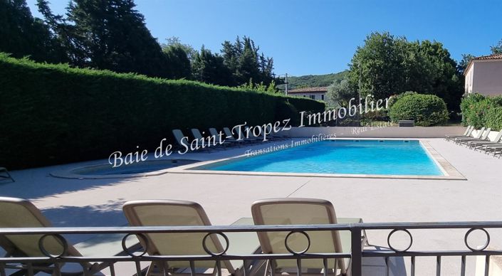 Image No.8-2 Bed House for sale