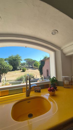 Image No.11-3 Bed House for sale