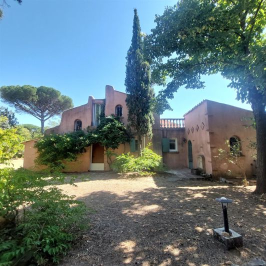 Image No.15-3 Bed House for sale