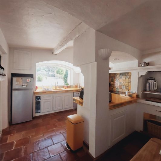 Image No.6-3 Bed House for sale