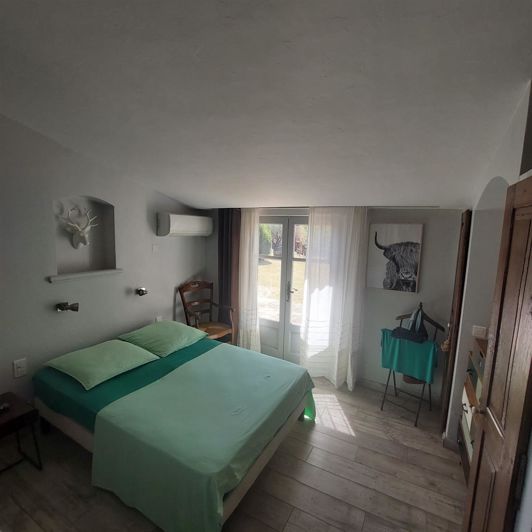 Image No.9-3 Bed House for sale