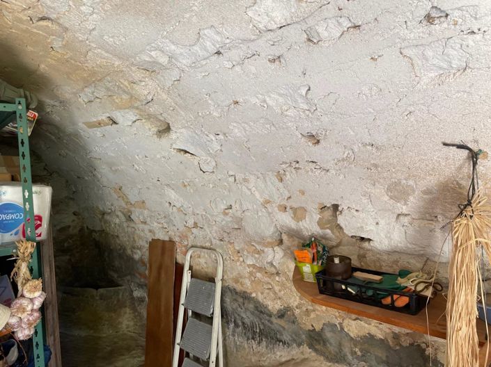 Image No.25-House for sale