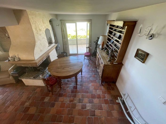 Image No.6-House for sale