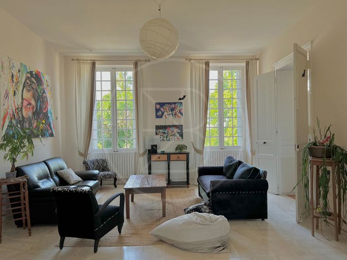 Image No.4-5 Bed House for sale