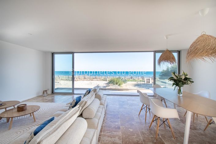 Image No.1-4 Bed House for sale