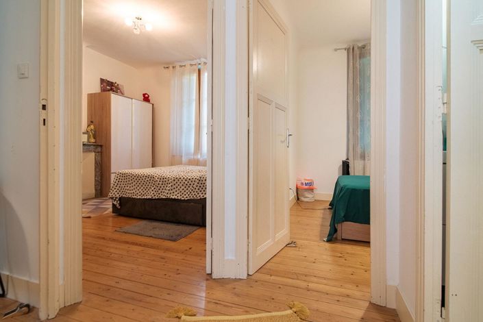 Image No.18-3 Bed House for sale