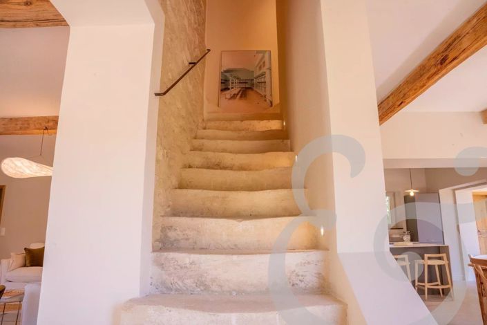 Image No.15-5 Bed House for sale