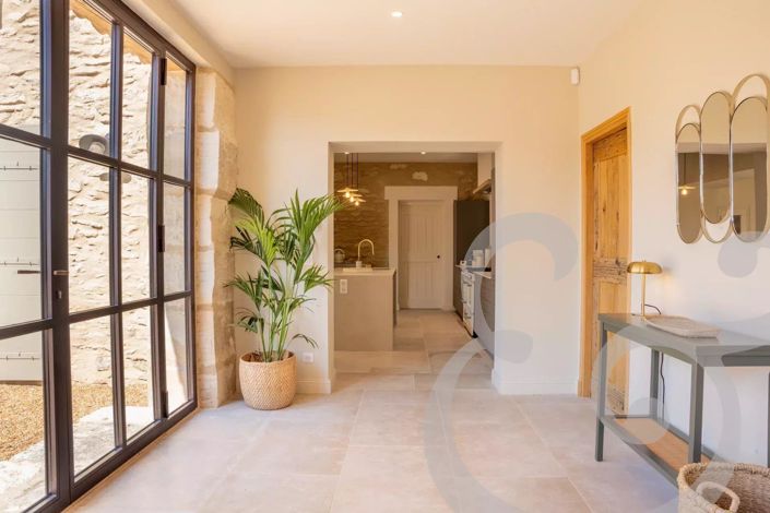 Image No.6-5 Bed House for sale