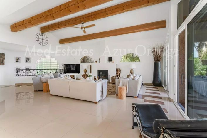 Image No.14-8 Bed House for sale