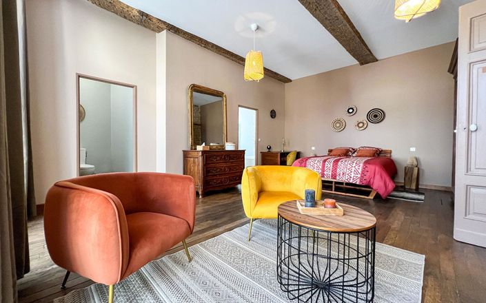 Image No.13-5 Bed Property for sale