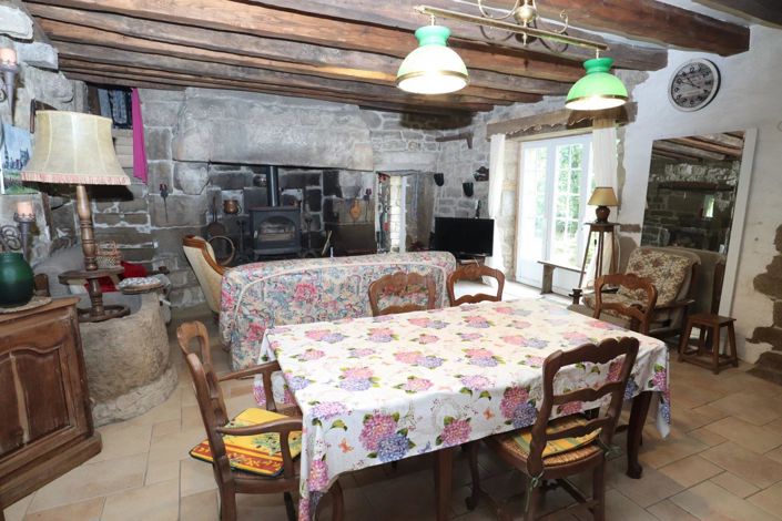 Image No.5-2 Bed House for sale