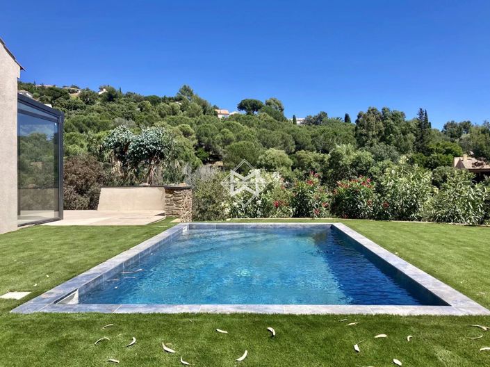 Image No.4-4 Bed House for sale