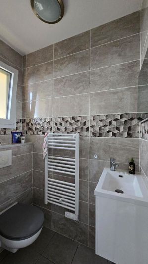 Image No.10-3 Bed House for sale