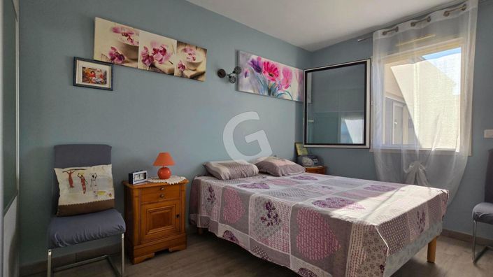 Image No.11-3 Bed House for sale