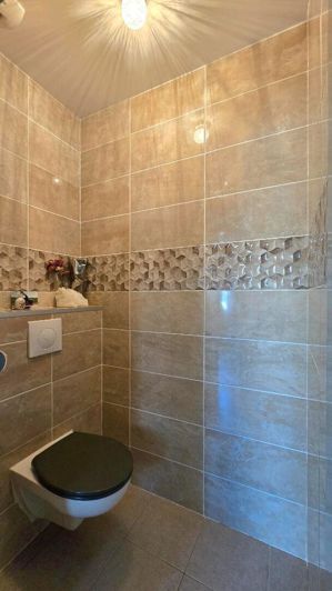 Image No.15-3 Bed House for sale