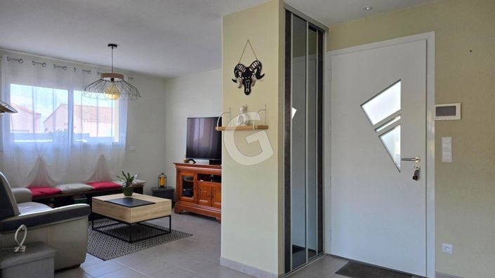 Image No.9-3 Bed House for sale