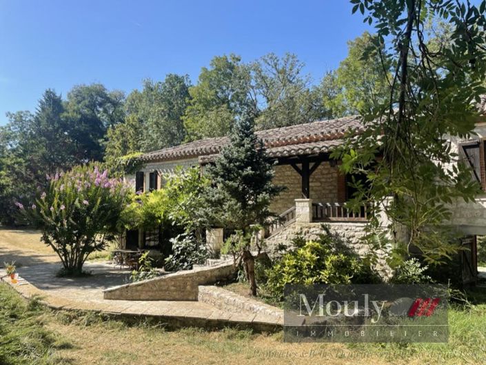 Image No.1-4 Bed House for sale