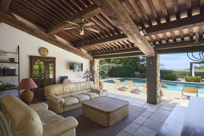 Image No.16-8 Bed House for sale