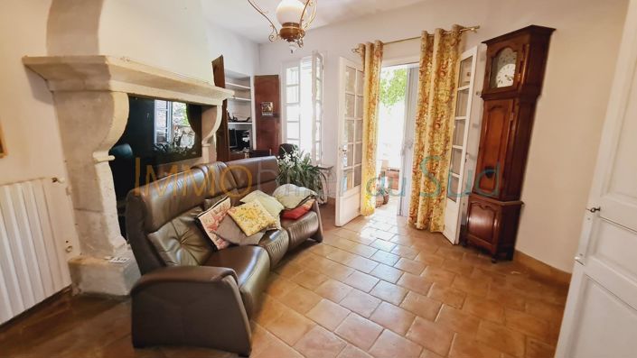 Image No.15-5 Bed House for sale