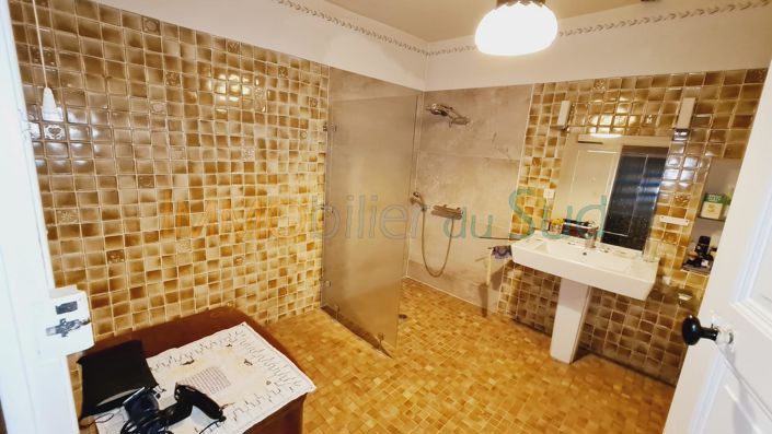 Image No.23-5 Bed House for sale