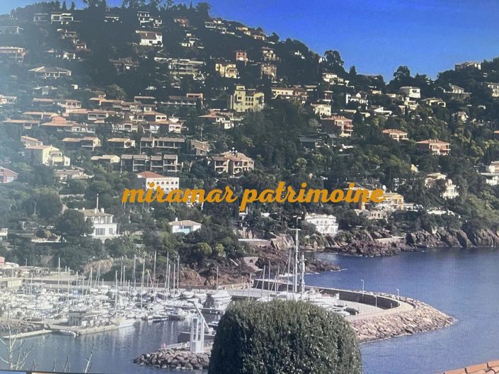 Image No.1-3 Bed House for sale