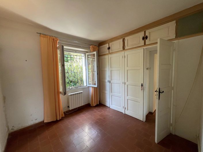 Image No.22-3 Bed House for sale