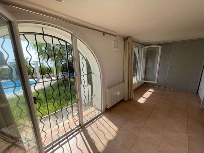 Image No.25-3 Bed House for sale