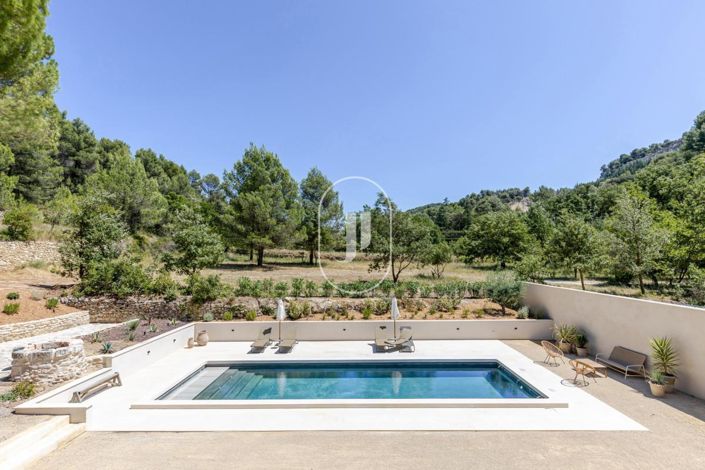 Image No.13-5 Bed House for sale