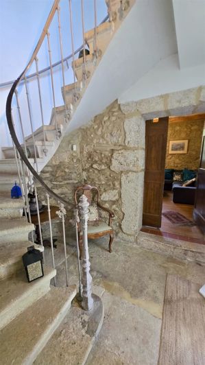 Image No.12-6 Bed House for sale