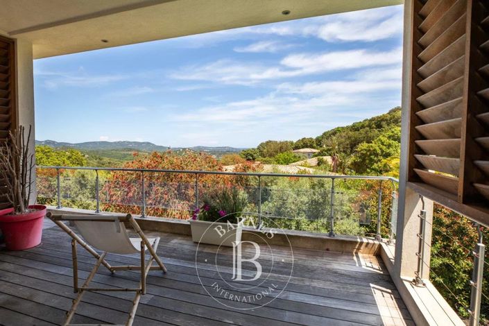 Image No.10-House for sale