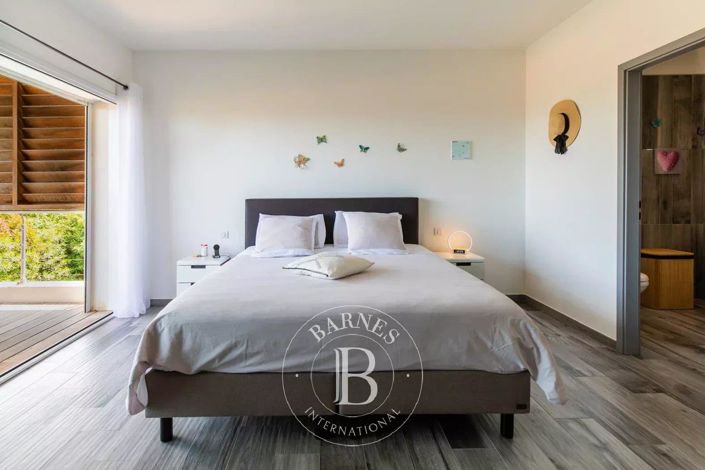 Image No.7-House for sale