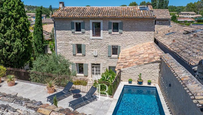 Image No.1-6 Bed House for sale