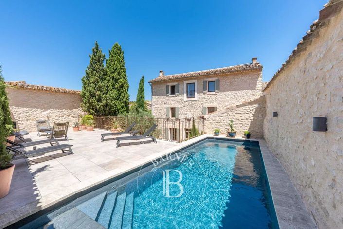 Image No.20-6 Bed House for sale