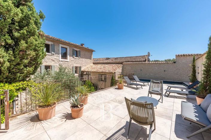 Image No.23-6 Bed House for sale