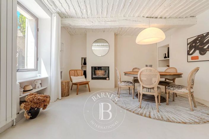 Image No.7-6 Bed House for sale