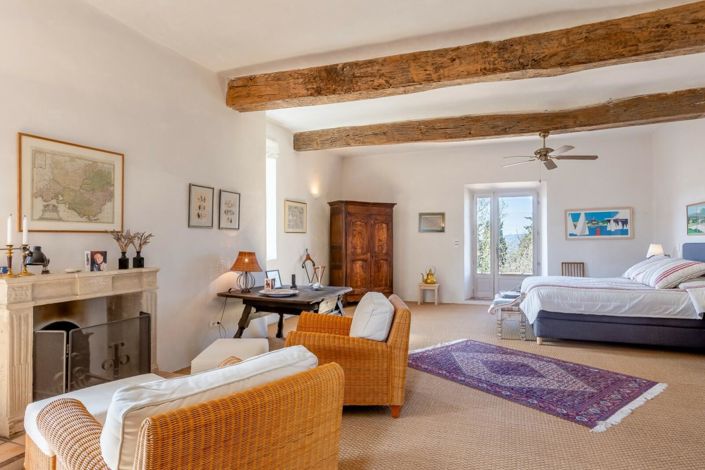 Image No.12-6 Bed House for sale